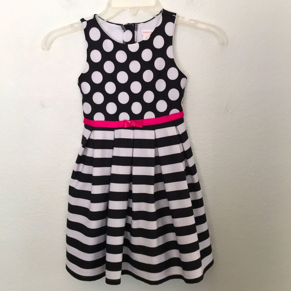 🖤BEATLE JUICE INSPIRED DRESS BLACK, WHITE STRIPES EXCELLENT CONDITION SIZE 6